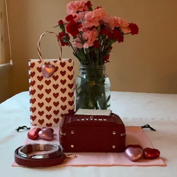 ❤️💖 KATE SPADE YOURS TRULY 3D MAILBOX BAG ❤️💖 NWT ❤️ - Picture 9 of 16